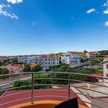 Lola Apartament