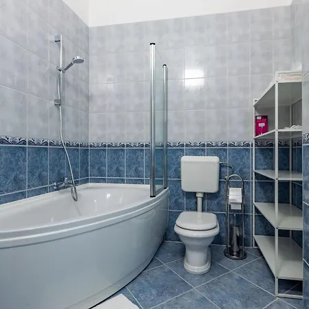 Lola Apartament *