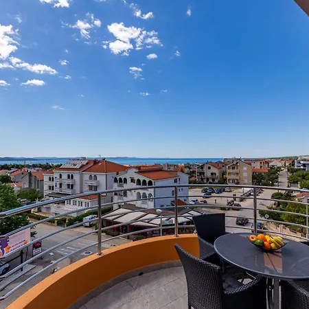 Apartment Lola Zadar